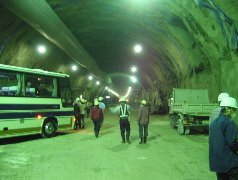 甲南トンネル