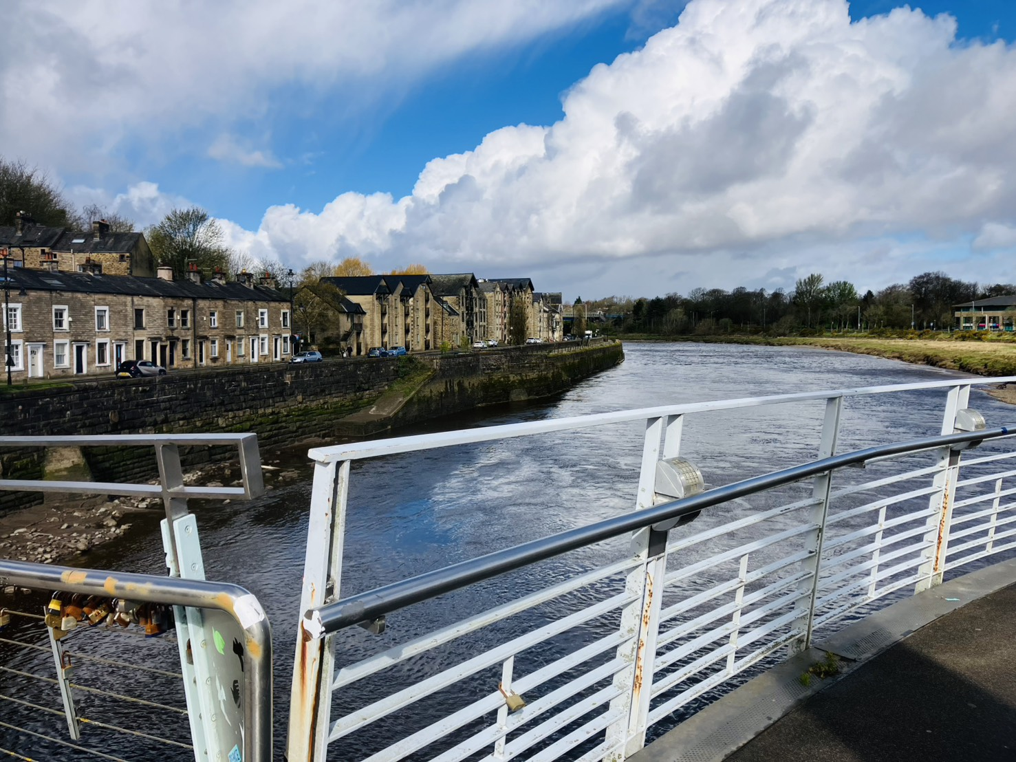 英国滞在記（2）——Uカーブの谷にて